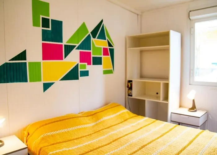 La Casetta Colorata Hotel *