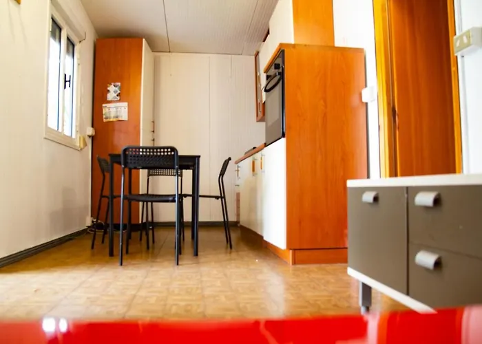 La Casetta Colorata Hotel *